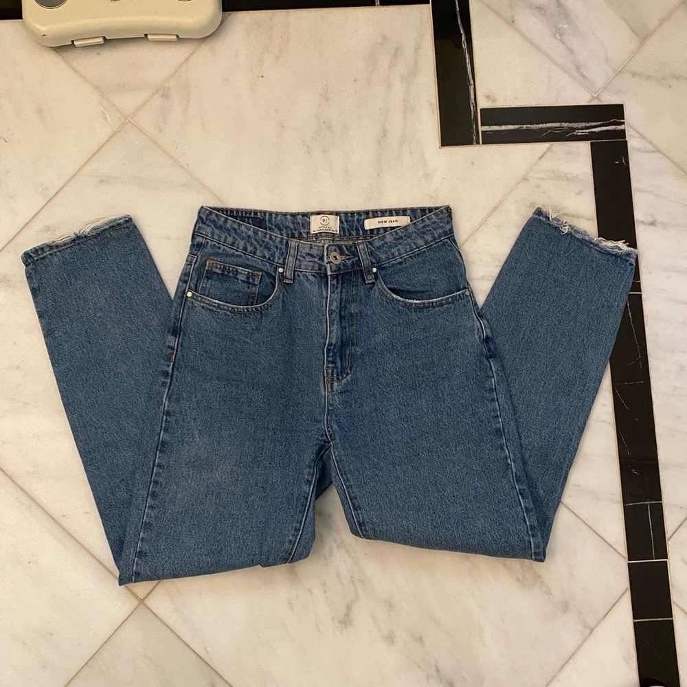 Cotton On mom jean medium wash with distressed bottoms